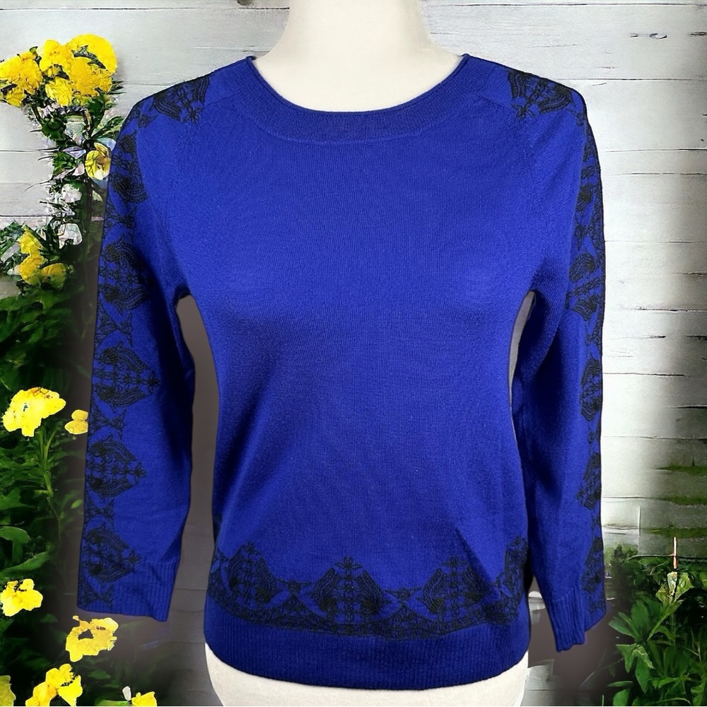 J. Crew 100% Merino Wool Royal Blue Long Sleeve Black Embroidered Sweater XXS - Picture 2 of 8